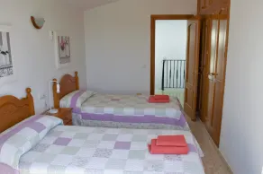 Pleasant villa with pool and air conditioning. - Image 5