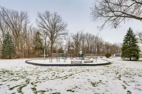 Close to Hospitals & Downtown: Cleveland Home - Image 2