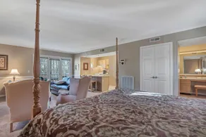 Beautiful Norwich Villa located at The Norwich Inn & Spa. Top floor corner unit. - Image 4
