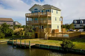 Hyggelig Canalfront Avon Home-Pool, Picnic Area, Hot Tub, GameRm, Wet Bar, Boat Dock - Image 4