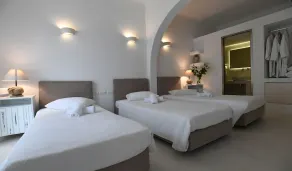 Vincenzo Family Rooms - Image 2
