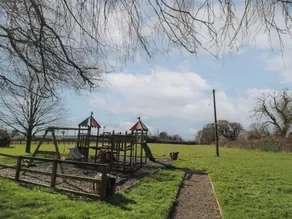 Holly Tree Cottage - Image 3