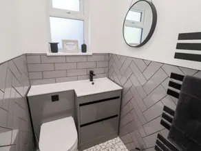 Rose Cottage - Image 4