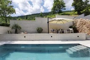 Luxury Villa with Sea Views & Tranquility at the Edge of Ucka Nature Park - Image 4