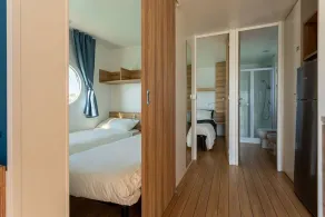 AQUA RESORT GIULIANOVA - Houseboat Experience - Image 4