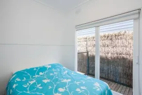 LORNE BEACH ACCOM - Apt 2 - Image 4