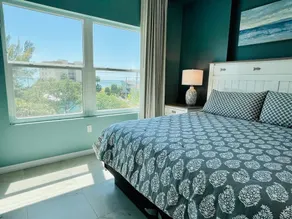Walkable Gulf View Condo Near John`s Pass, Pool - Image 5