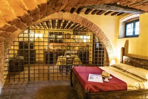 \"IL CARCERE\" Medieval Resort con piscina \"Maniero del Brunelleschi\" vicino Pisa - Image 5
