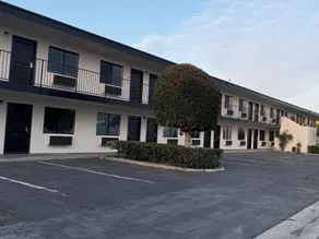 Harbor Bay Inn - Image 5