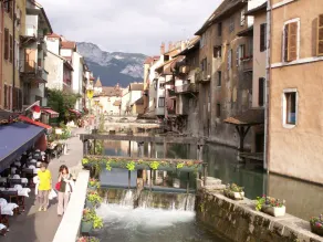 Studio 2 people with parking Annecy - Image 3