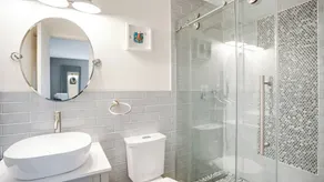 Nouvelle inscription: Bright & Spacious Home, Central AC, Grill, près du village et des plages - Image 3