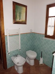 DELIZIOSO RUSTICO CON GIARDINO PRIVATO E TERRAZZA A POCHI KM. DAL MARE. - Image 3