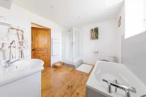 Family suite on 2 levels in a peaceful hamlet. Ideal for families - Image 4