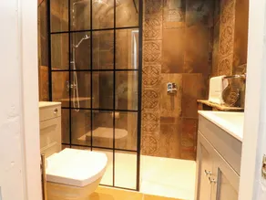 Devonshire House - Image 5