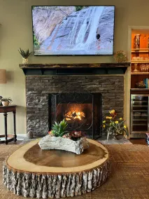 Lake Toxaway Falls: Waterfall Views, Luxury Condo, minutes from hiking! - Image 2