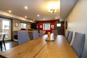 4BDRM House Downtown with Hot Tub - Image 5