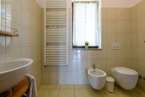 Comfortable accommodation in a quiet place - Image 5