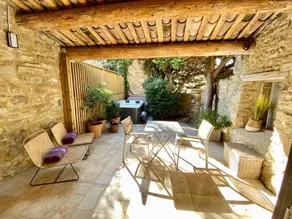 CHAMBRE GRAND CONFORT COQUET avec JACUZZI PRIVATIF - Image 2