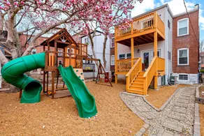 Familjevänligt, helt renoverat 3BR Luxury Home. Centralt beläget i St. Louis - Image 2