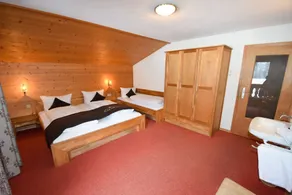 Vacation apartment 5 min to the ski area in Aschau im Zillertal 2nd floor - Image 3