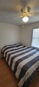 A beautiful two Bedroom house located on Green Lake in Maine. - Image 5