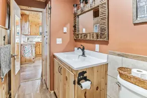 Incredible Adirondack Retreat - Image 3
