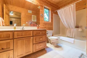 Private, family friendly lake home w/sandy beach in Crosslake on Pine Lake - Image 3