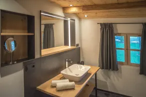 Vacation home Geigelstein, 2 - 8 persons, living room, 4 bedrooms with shower/WC, kitchen, WLAN - Image 4