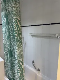 Bissone Lake Apartment 403 - Image 3