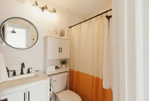 Boutique Largo Bungalow: Just mins to Gulf beaches! Beach gear provided! - Image 3