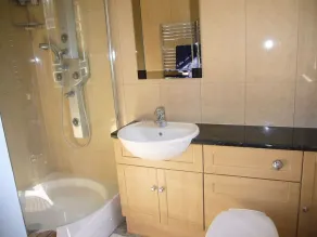 Victorian Villa character 6 bedroom detached home - Image 3