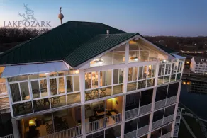 The Luxury High-Rise Lake Life! PENTHOUSE UNIT @ THE TOWERS: Indoor Pool, HotTub - Image 5