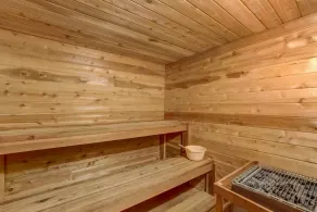 Sutter Trail Sparkles - Air Conditioned Large Family Home! - Image 3