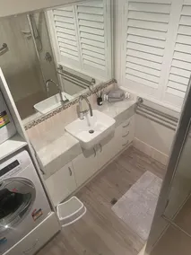 Stylish 2 Bedroom Guesthouse - Image 2