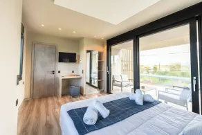 Grand Kourouta Pool Apartments - Image 4