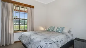 Accommodation on Clezy - Image 4