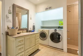 Cozy 3 bedrooms app near Metro - Image 4