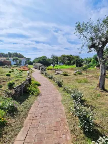 Hotel with swimming pool near Stintino - Image 3