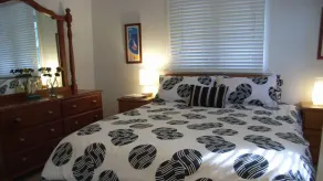 Whispering Sands Retreat - Image 5