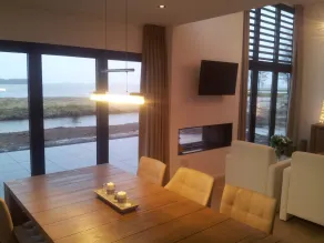 Comfortable holiday home directly on the Veluwemeer with beautiful lake view - Image 3