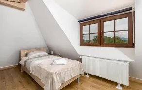 Luxurious Home In Otocac - Image 5