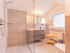 Nice group accommodation, 1.3 km to the ski lift - Image 3
