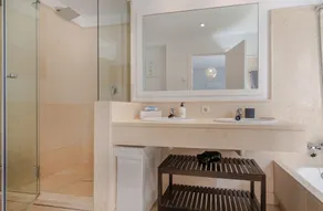 Prime location within beautiful gated community - LATE AVAILABILITY! - Image 3