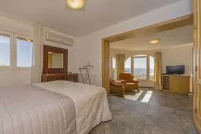 Villa em Javea com piscina e vista para o mar excepcional - Image 4