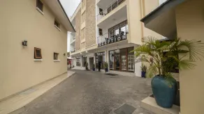 Jumeirah Beachfront - Image 5