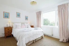 Rofford Lodge - Image 5