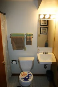 1,500 sq ft private guest suite on the beautiful Portage Lakes - Image 5
