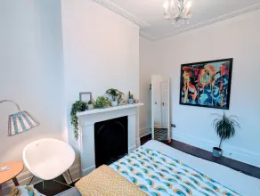 Luxury 4/5 bed 2 bath Victorian London home - Image 3