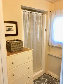 Sommerhus ved søen på privat vej ved Keuka Lake State Park. - Image 3