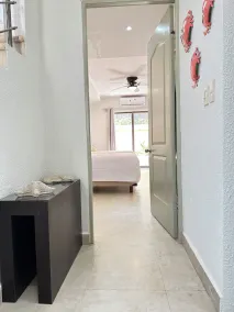 Oceanfront 2BR Villa for 6 -  3 Bathrooms - Walk to La Isla & Beach - Image 5